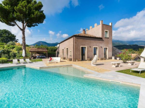 Comfortable Villa in Zafferana Etnea with Private Pool, Zafferana Etnea